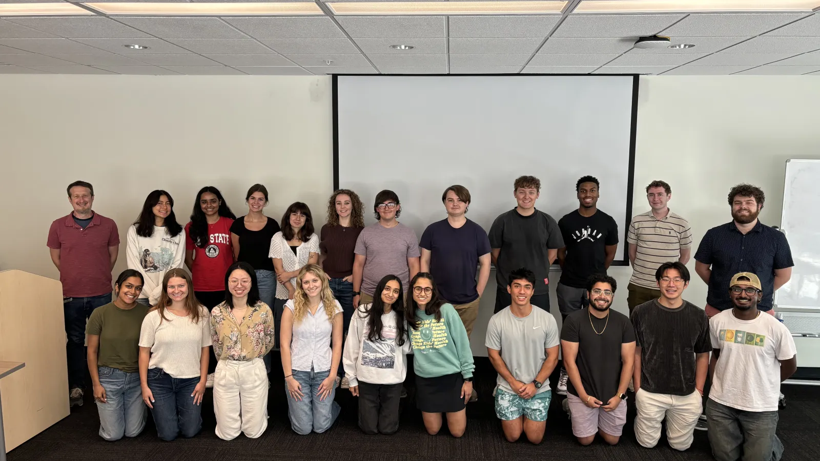 CUSI 2025 Student Cohort. 20 OSU Undergraduate Students smiling for a group photo.